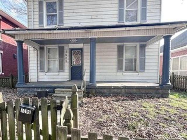 House for sale in Terre Haute, Indiana