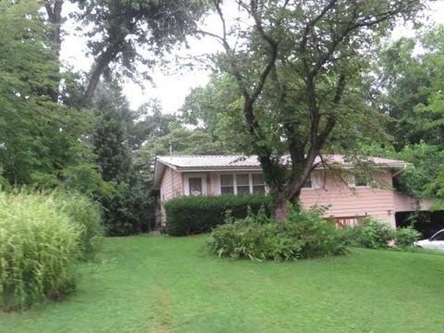 House for sale in Collinsville, Illinois