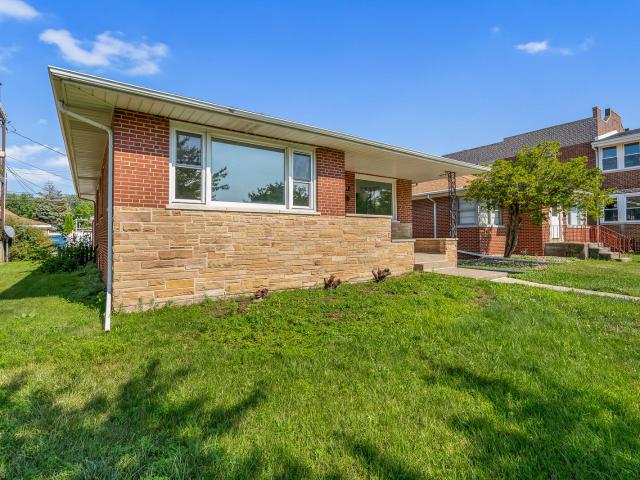 House for sale in Hammond, Indiana