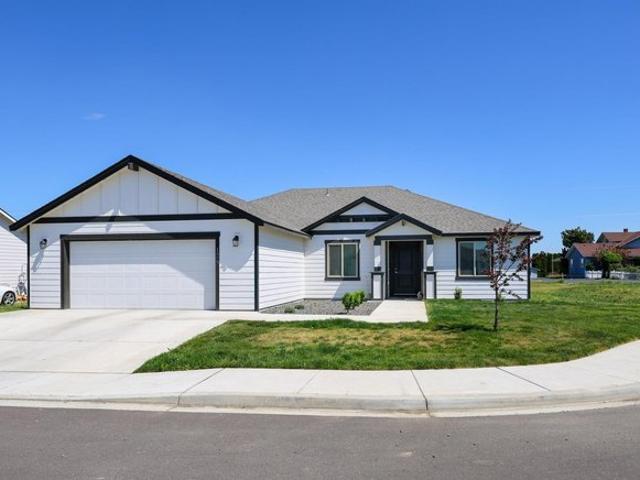 House for sale in Grandview, Washington