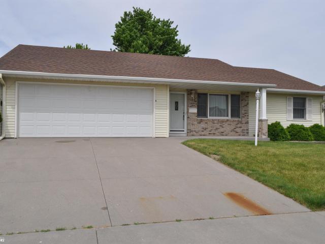 House for sale in Carroll, Iowa