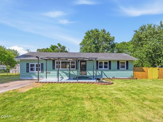 House for sale in Sarcoxie, Missouri
