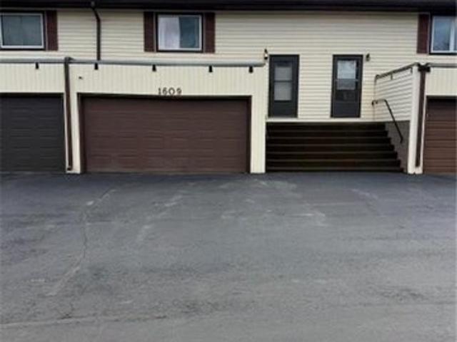 Townhouse for sale in Albert Lea, Minnesota