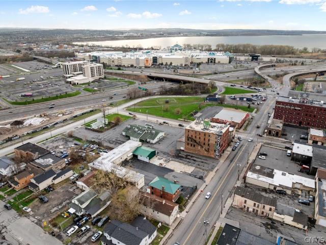House for sale in Syracuse, New York