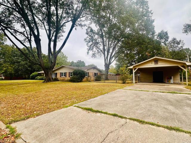 House for sale in Oakhurst Addition, Crossett