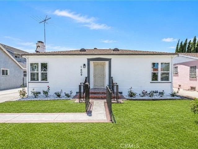 House for sale in Alhambra, California