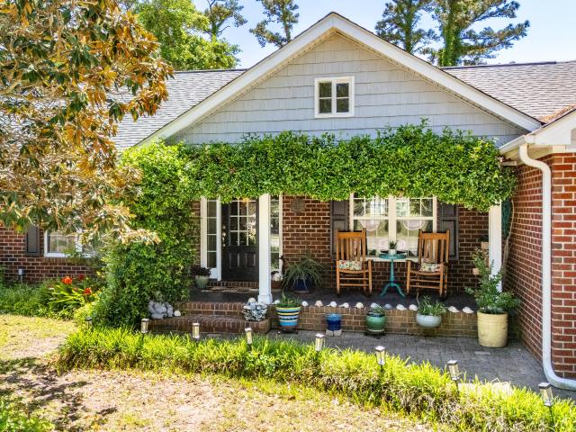 House for sale in Morehead City, North Carolina