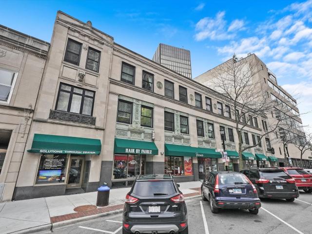 Property for rent in Evanston, Illinois