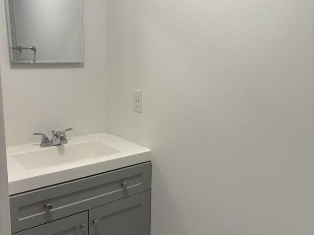 Apartment for rent in Mulhurst Bay, Ontario