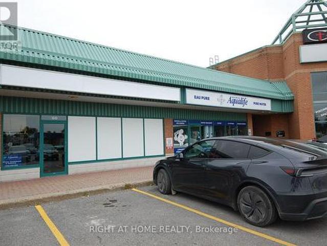 Commercial for rent in Clarence-rockland, Ontario