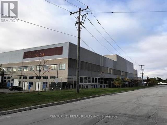 Commercial for rent in Woburn, Ontario