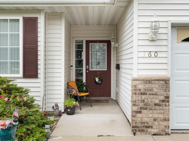 Townhouse for sale in Skyline Gardens Mobile Home Park, Owatonna