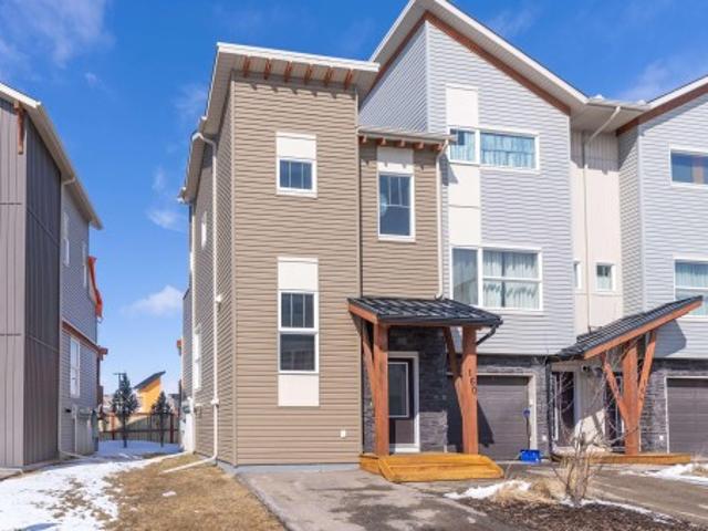 Townhouse for sale in Rolly View, Alberta