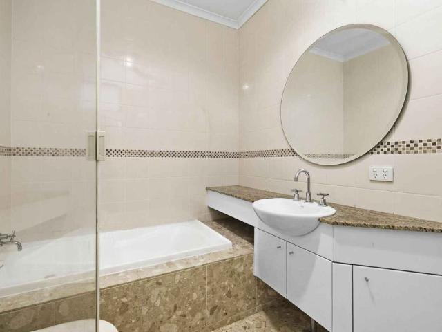 Townhouse for rent in Sydney, New South Wales