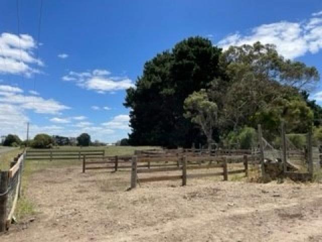 Cottage for sale in Terang, Victoria