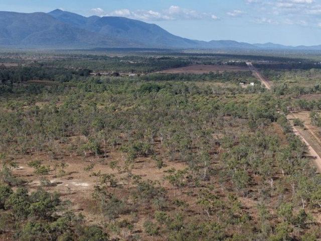 Acreage for sale in Woodstock, Queensland