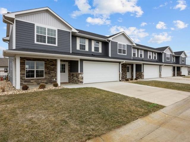 Condo for sale in Linn, Iowa