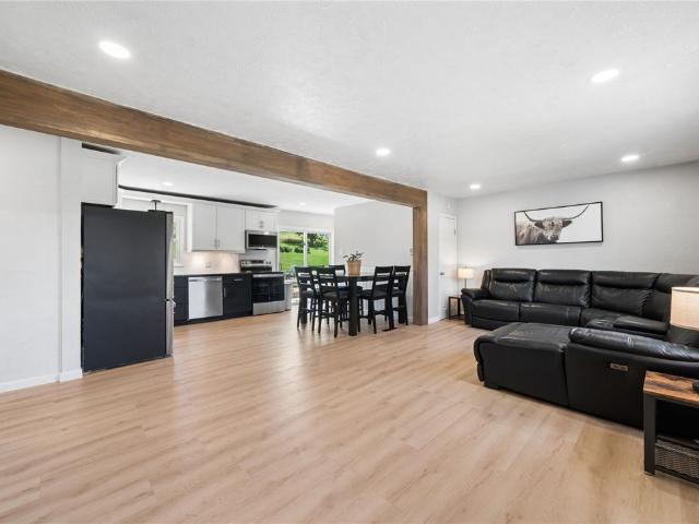House for sale in Acme, Pennsylvania