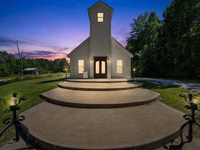 House for sale in Harrison, Texas