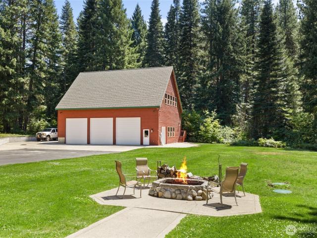 House for sale in Ronald