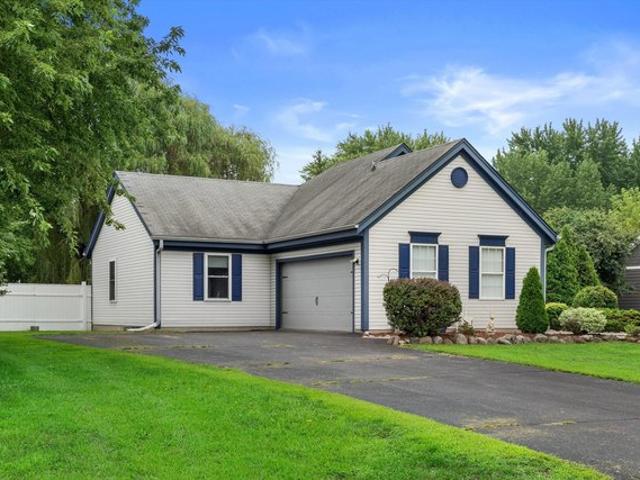 House for sale in Dousman, Wisconsin