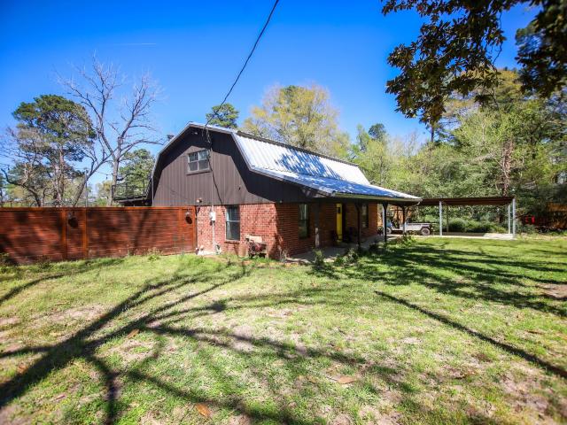 House for sale in Crockett, Texas