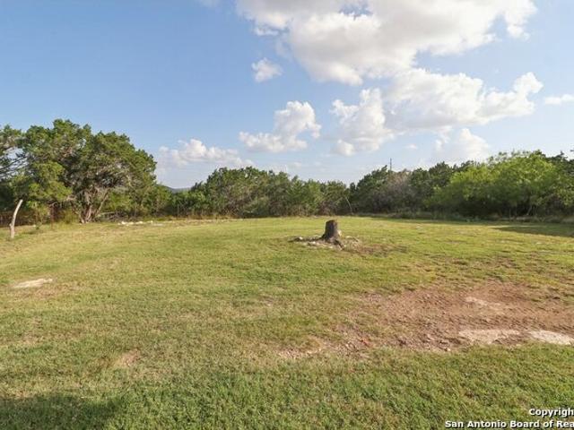House for sale in Pipe Creek
