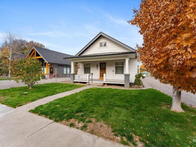 House for sale in Glenns Ferry, Idaho