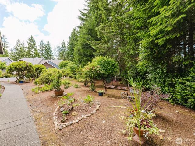 Condo for sale in Allyn, Washington
