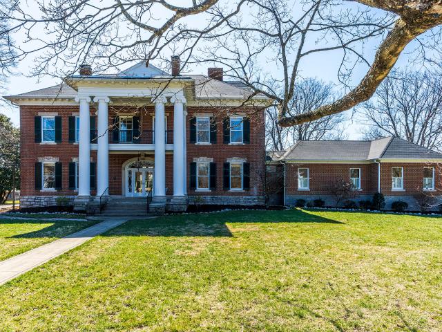 House for sale in Versailles