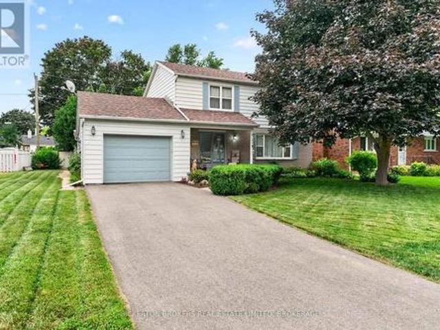 House for sale in Gananoque, Ontario