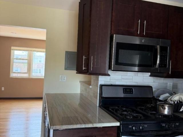 Condo for sale in Edison, New Jersey