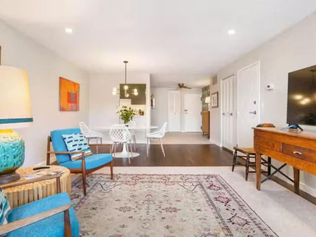 Condo for sale in Fairfield