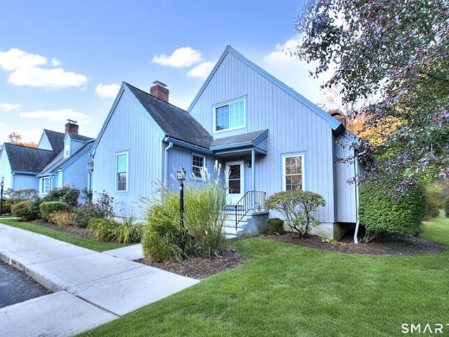 Townhouse for sale in Fairfield, Connecticut