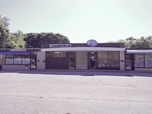 Commercial for sale in Warwick