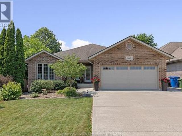 House for sale in Essex, Ontario