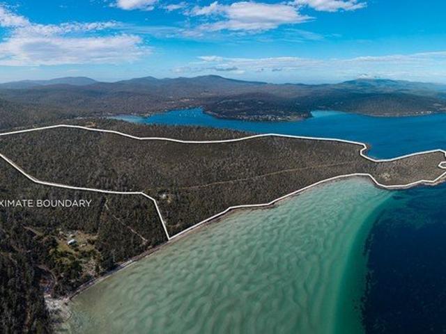 Land for sale in Murdunna, Tasmania