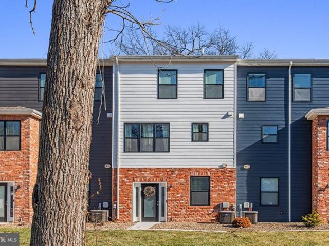 Townhouse for sale in Hummelstown, Pennsylvania