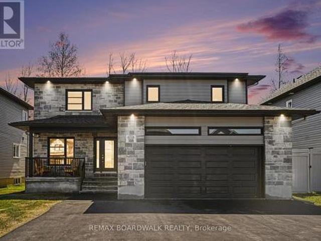 House for sale in Russell, Ontario