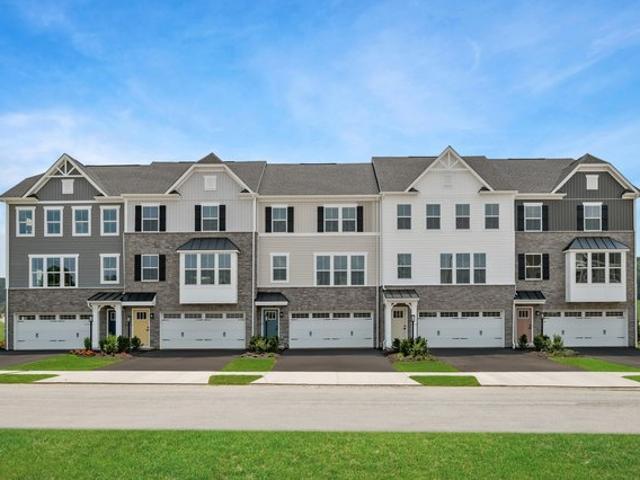 Townhouse for sale in Zelienople, Pennsylvania
