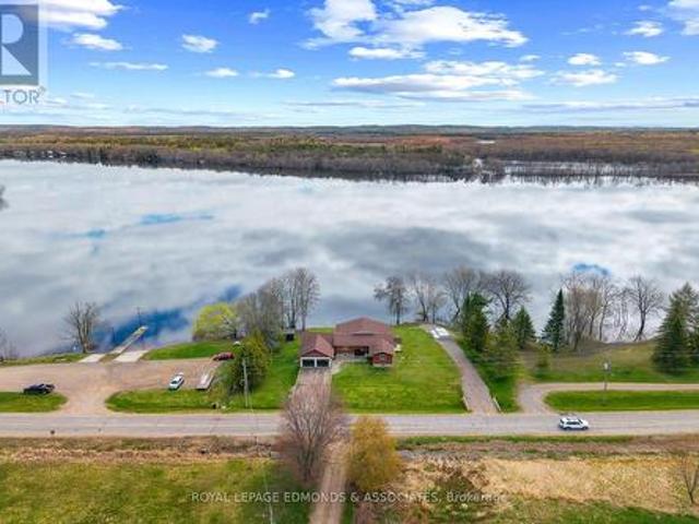 House for sale in Renfrew, Ontario