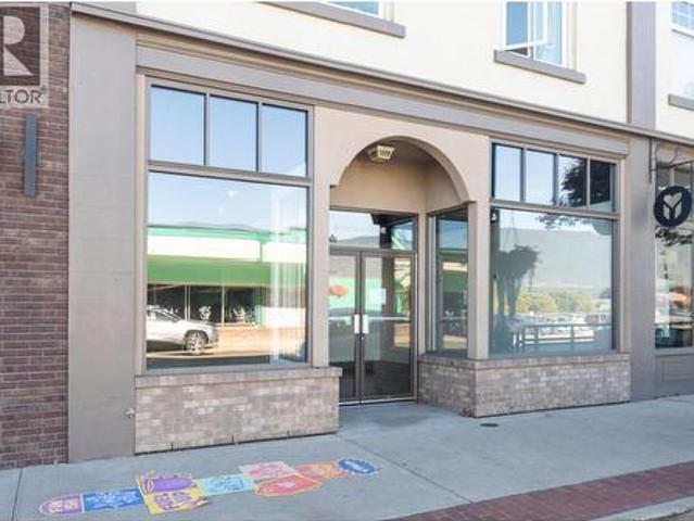 Commercial for rent in Salmon Arm, British Columbia