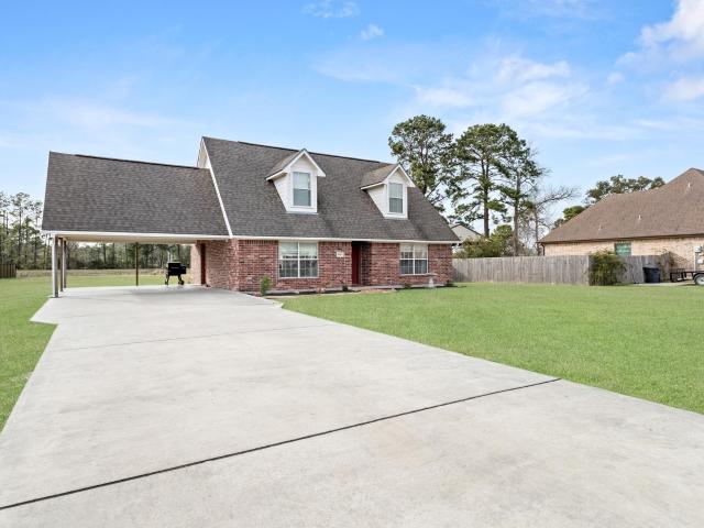 House for sale in Bridge City, Texas