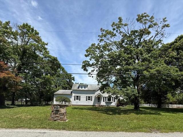 House for sale in Elmer, New Jersey