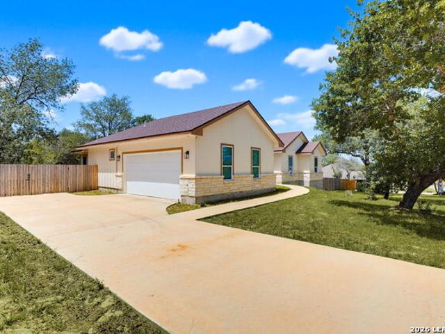 House for sale in Poteet, Texas