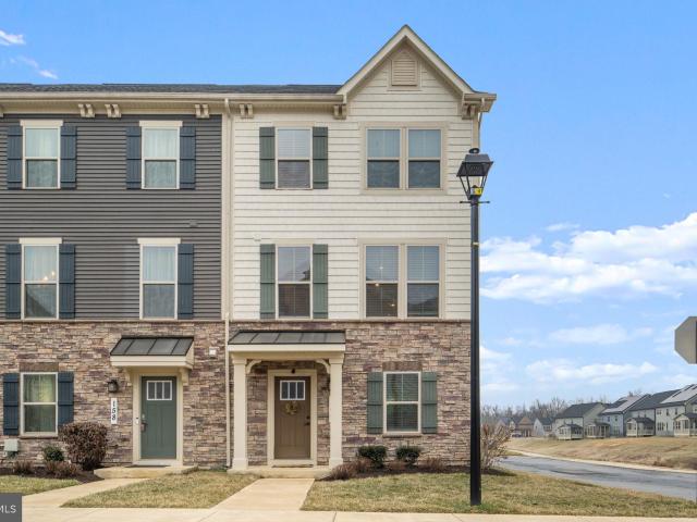 Townhouse for sale in Laurel, Maryland