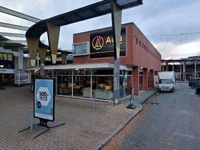 Bedrijfspand te huur in Leiderdorp, Zuid Holland