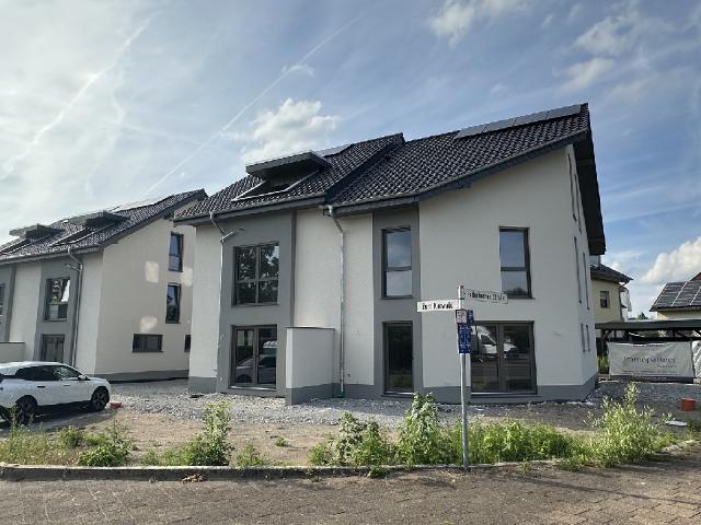 Doppelhaushälfte kaufen in Oesterholz-Haustenbeck, Schlangen