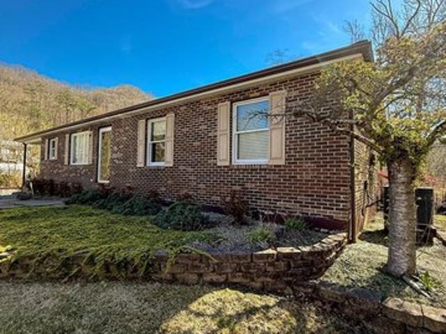 House for sale in Pikeville, Kentucky