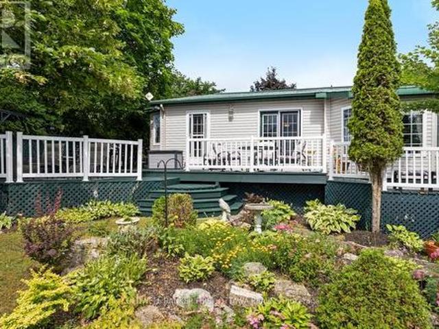 House for sale in Ontario
